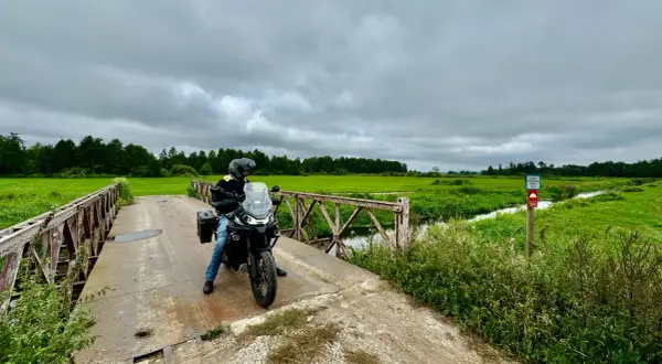 Najlepsze trasy motocyklowe na Mazowszu: planuj bezpieczną i niezapomnianą podróż