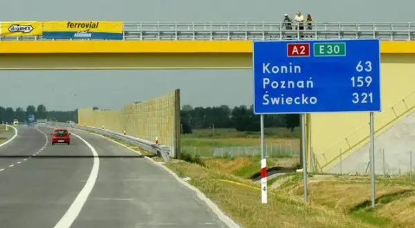 Czy odcinek autostrady A2 Stryków Konin jest płatny? Sprawdź szczegóły.