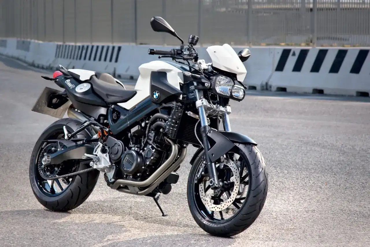 BMW F 800 R - czy używany roadster wciąż ma sens?
