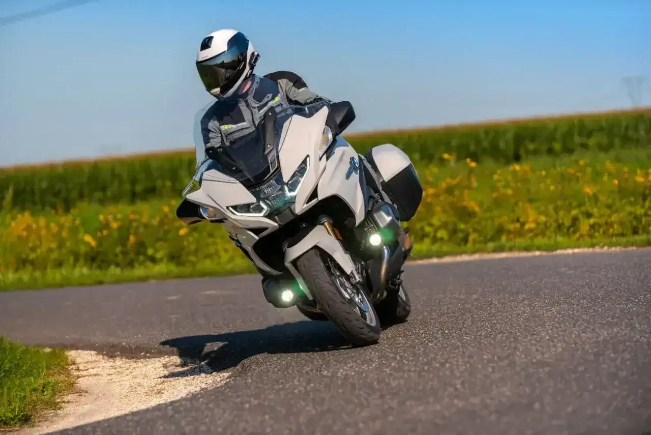 BMW R 1250 RT - czy to wciąż dobry wybór na długie trasy?