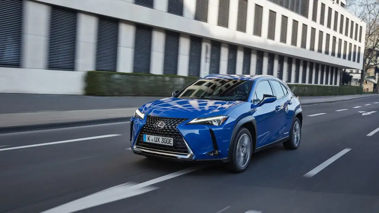 Wymiary Lexusa UX - co naprawdę zmieniają na co dzień